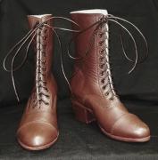 Ladies Lace Boots.Brown
